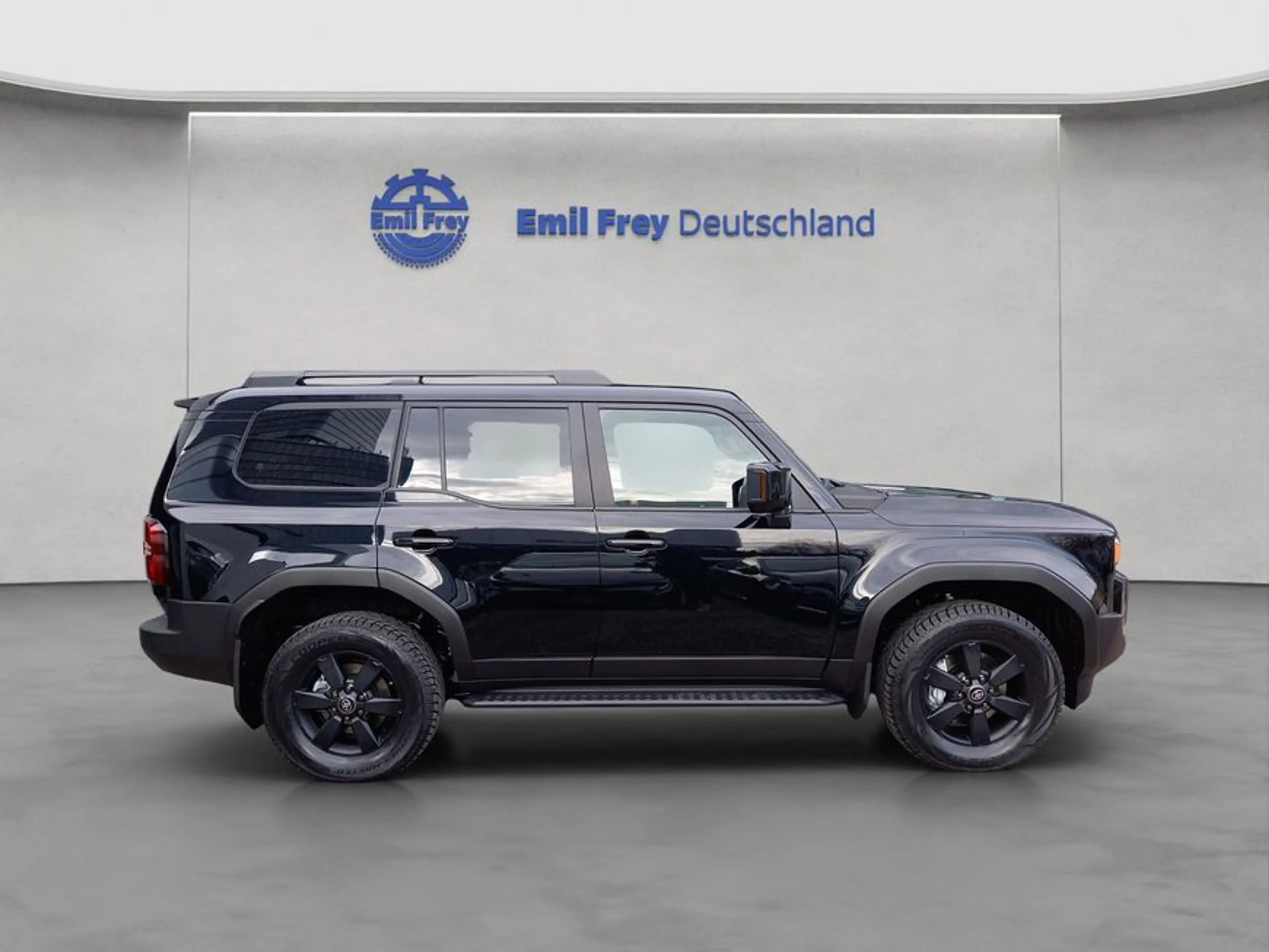 Toyota Land Cruiser 2.8 D Mild-Hybrid Executive AHK WKR — photo 7