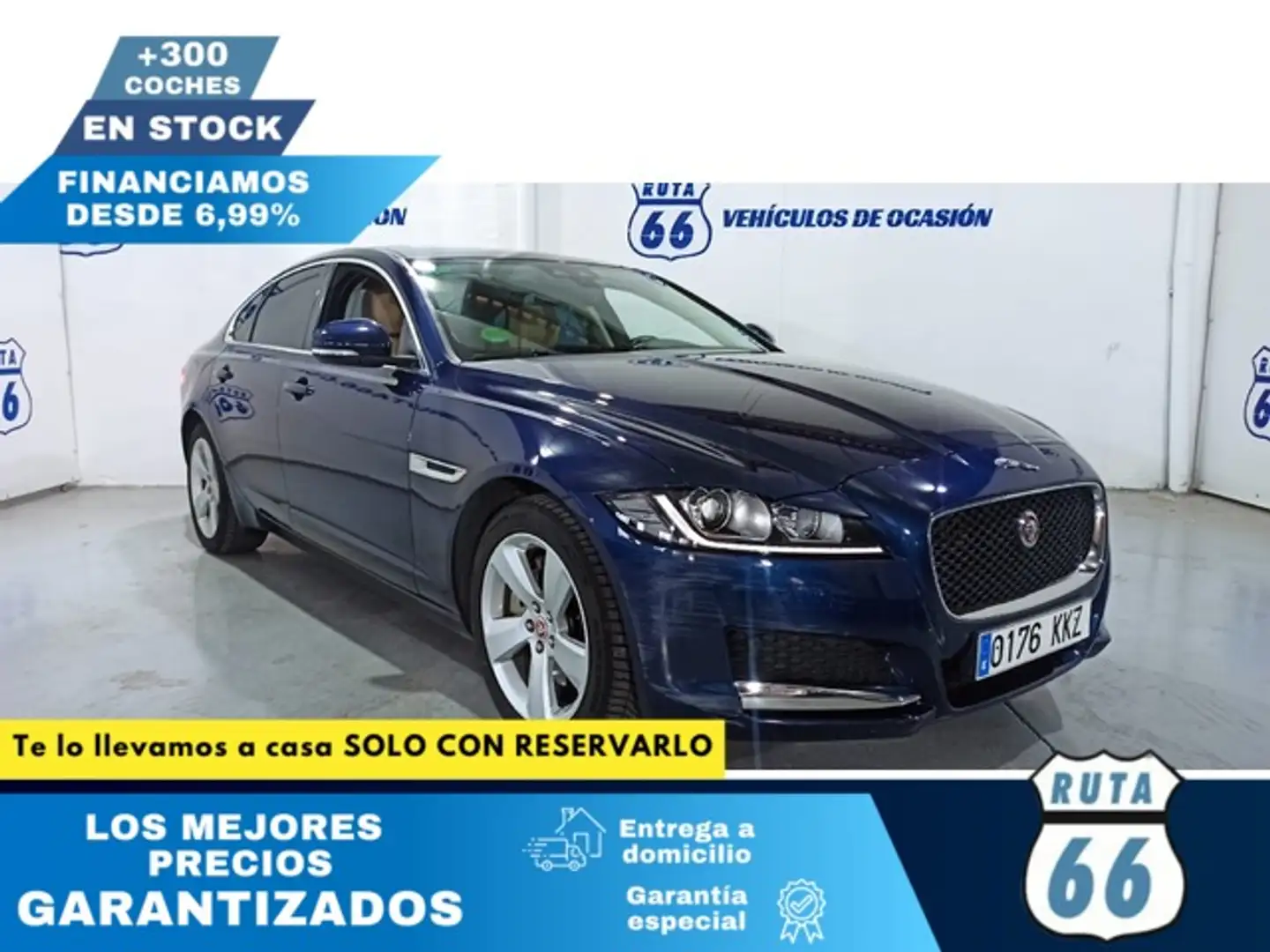 Jaguar XF 2.0i4D Portfolio 180 Bleu - 1