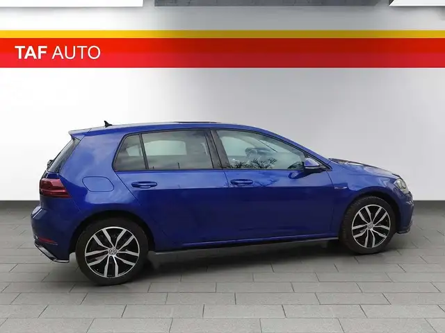Volkswagen Golf view 6