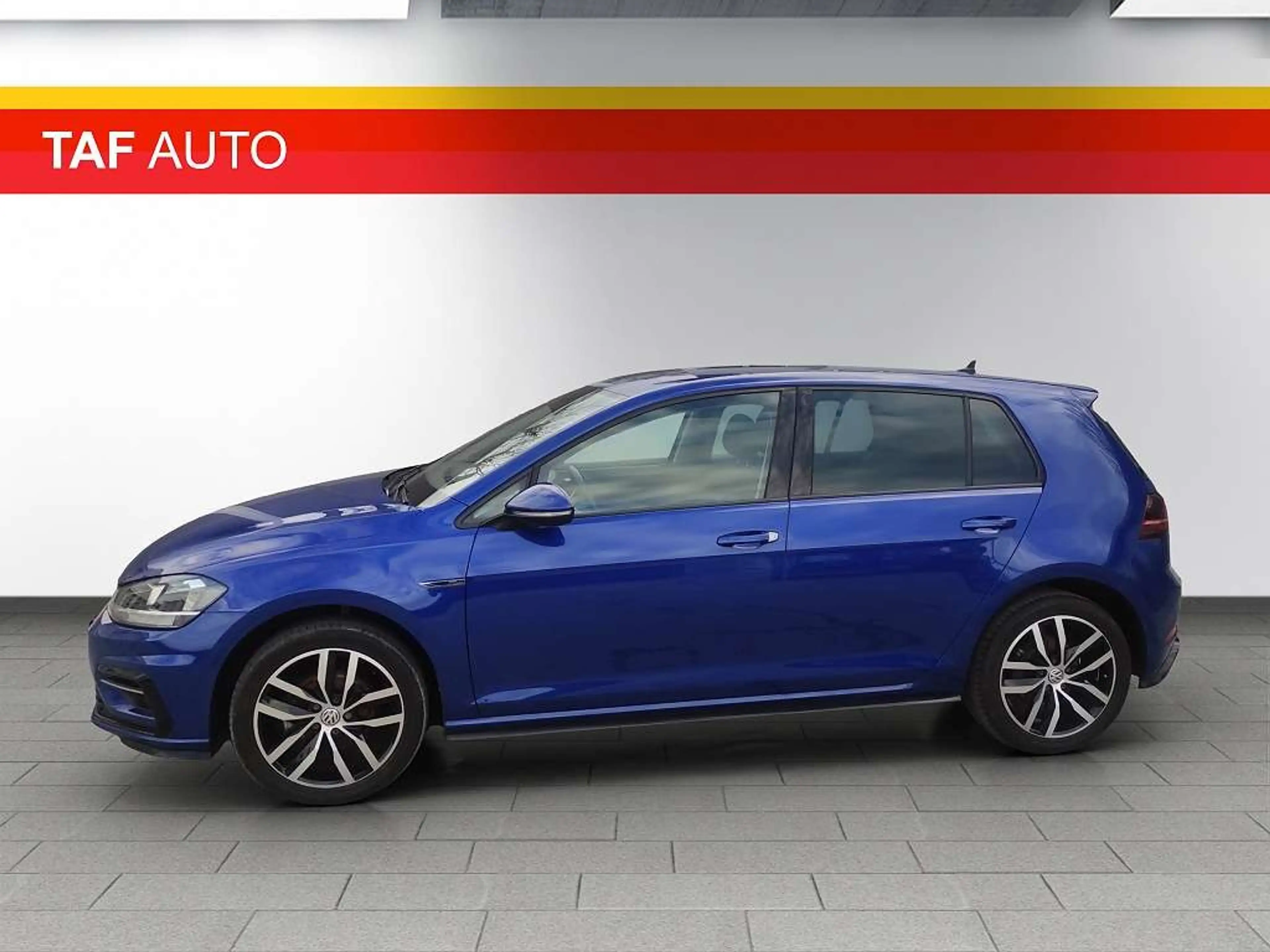 Volkswagen Golf R abbit 40 1,0 TSI — photo 4