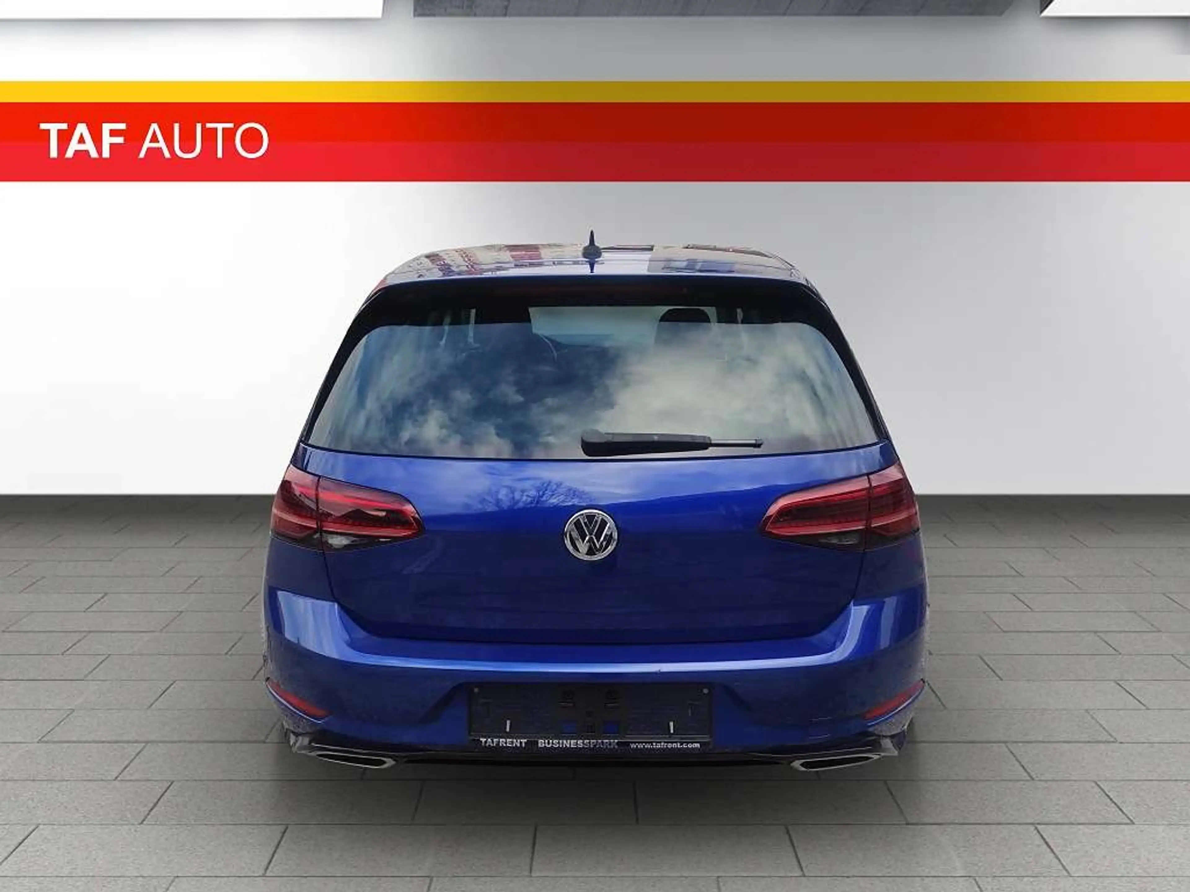 Volkswagen Golf R abbit 40 1,0 TSI — photo 7