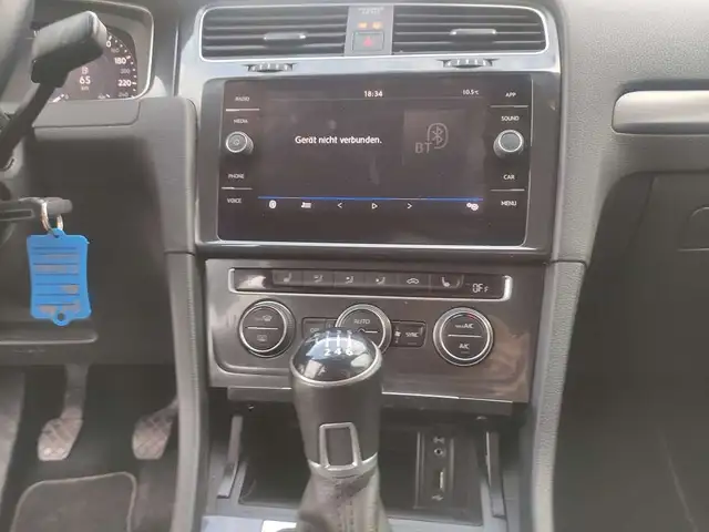 Volkswagen Golf view 15