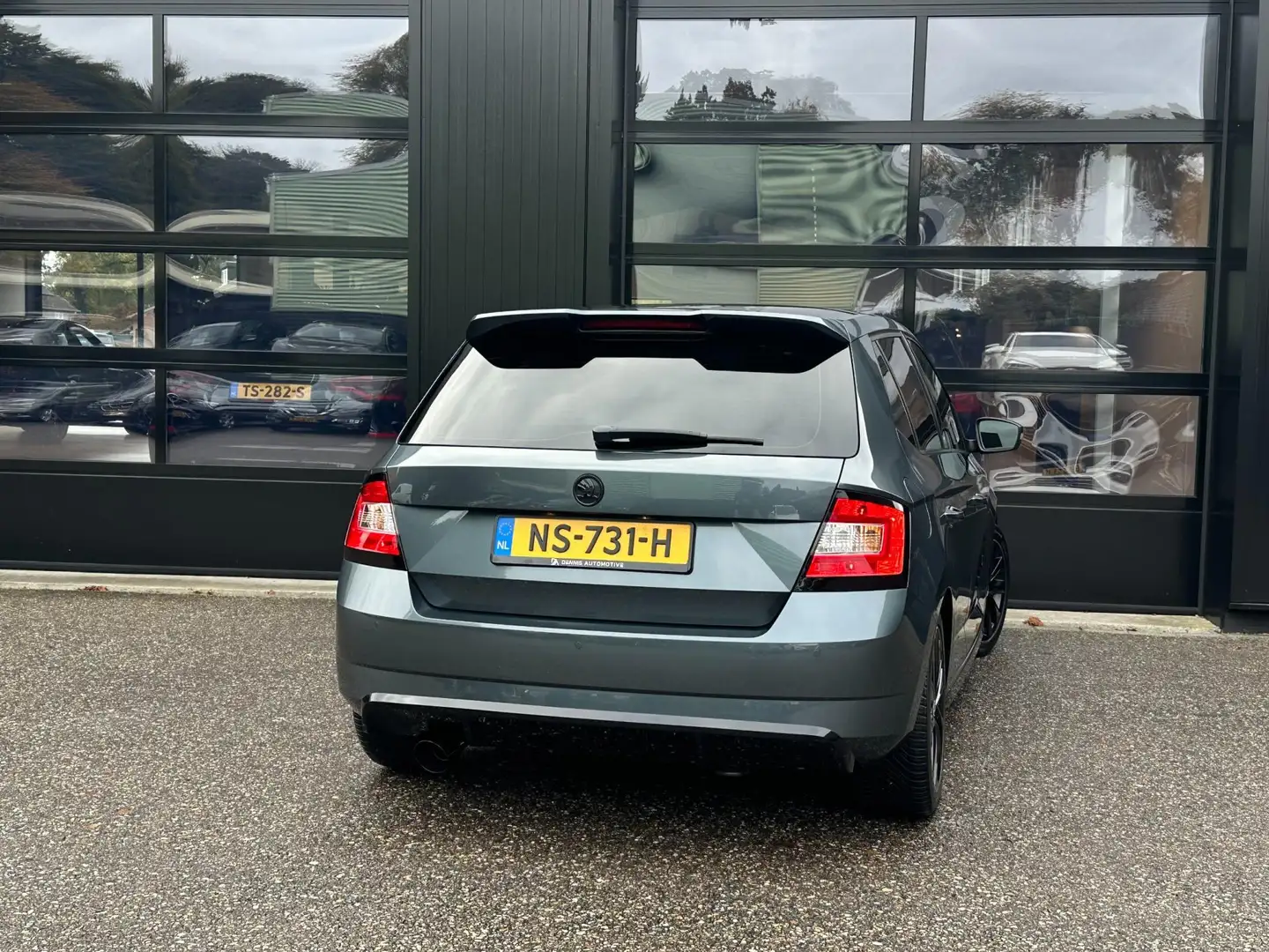Skoda Fabia 1.2 TSI Monte Carlo RS Look Panoramadak Led Cruise Gris - 2