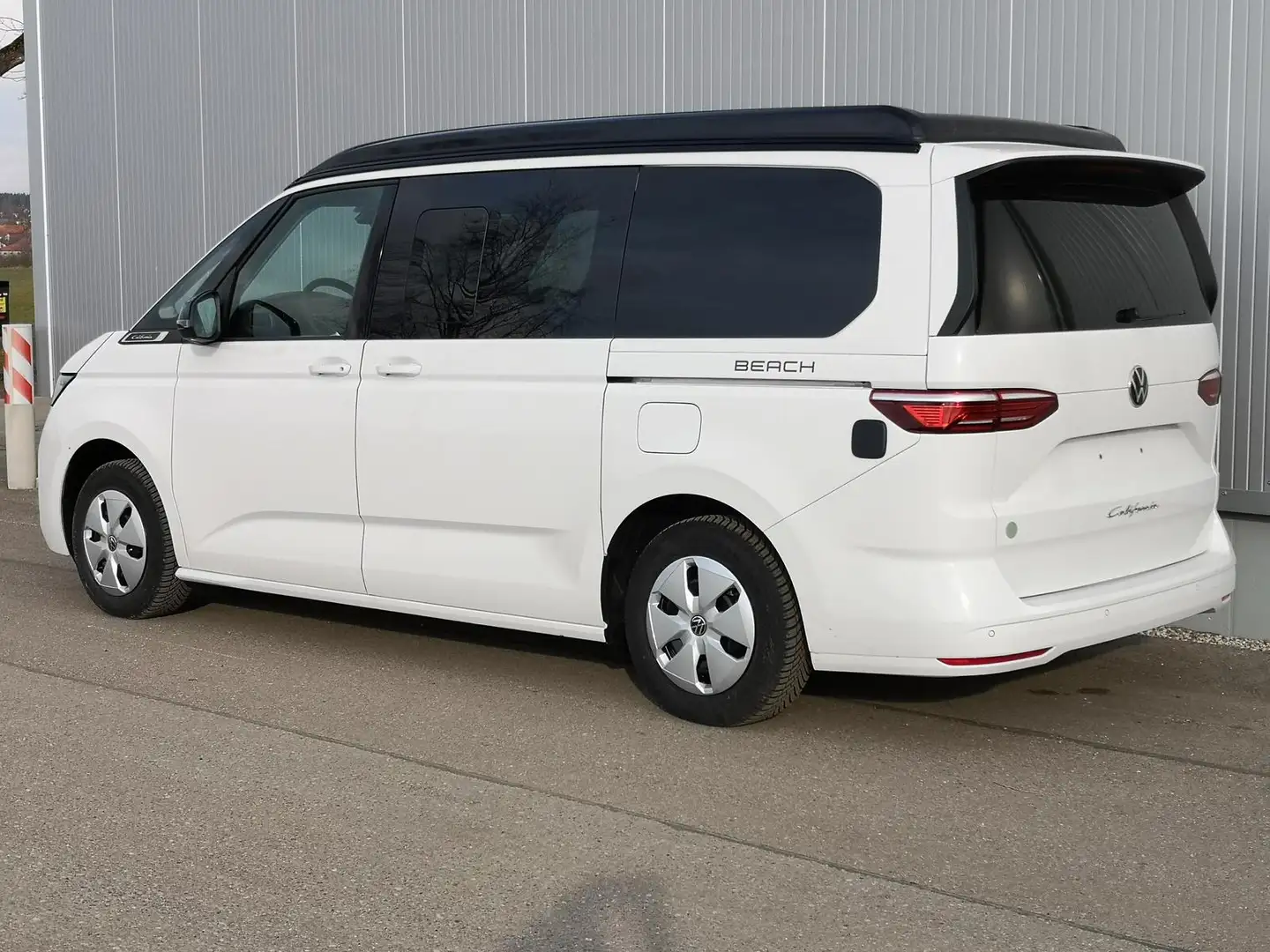 Volkswagen T7 California T7 2.0TDI DSG California Beach Camper GV5 First Blanc - 2