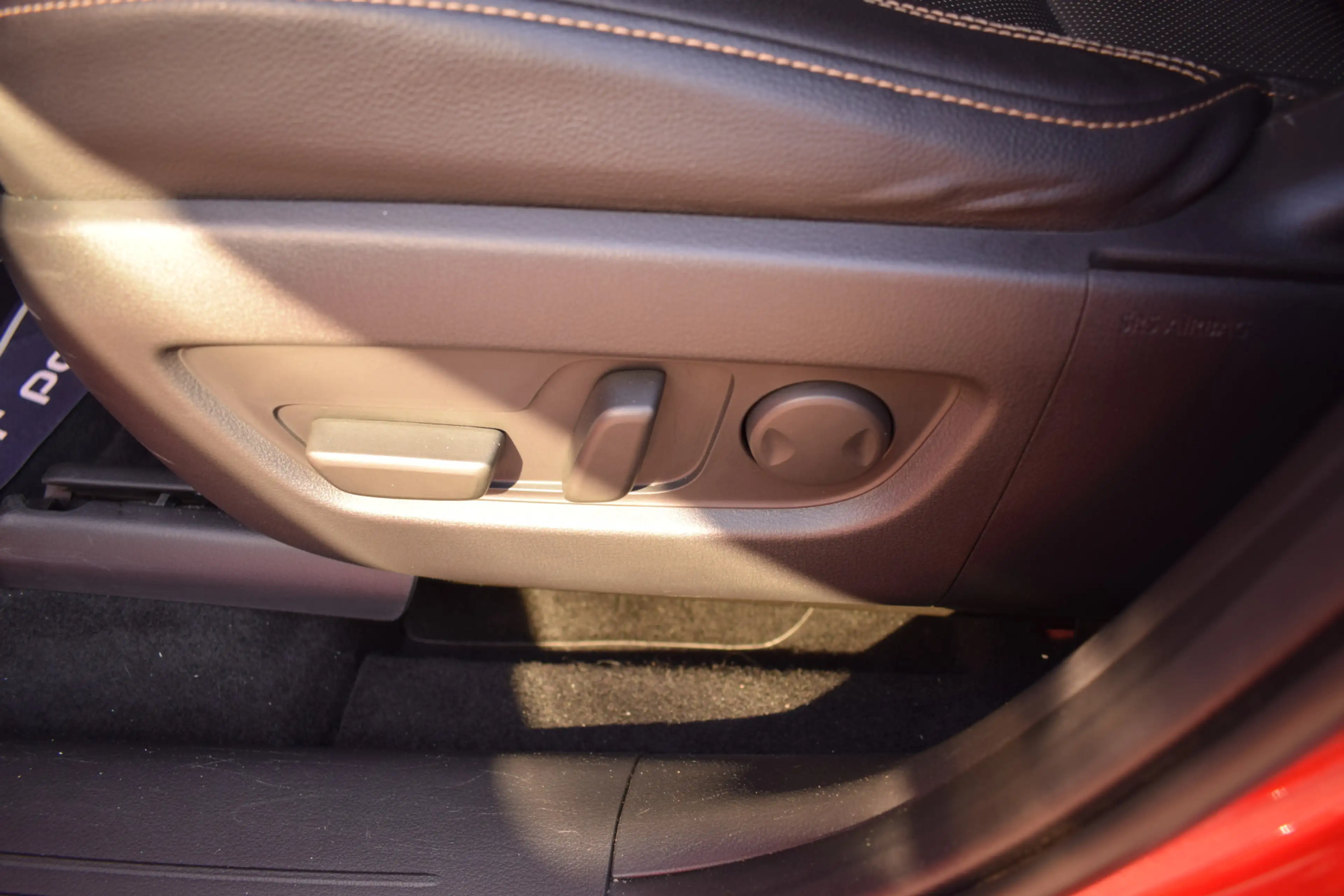 Mazda CX-60 2.5 e-SkyActiv PHEV Homura - Wegklapbare trekhaak — photo 8