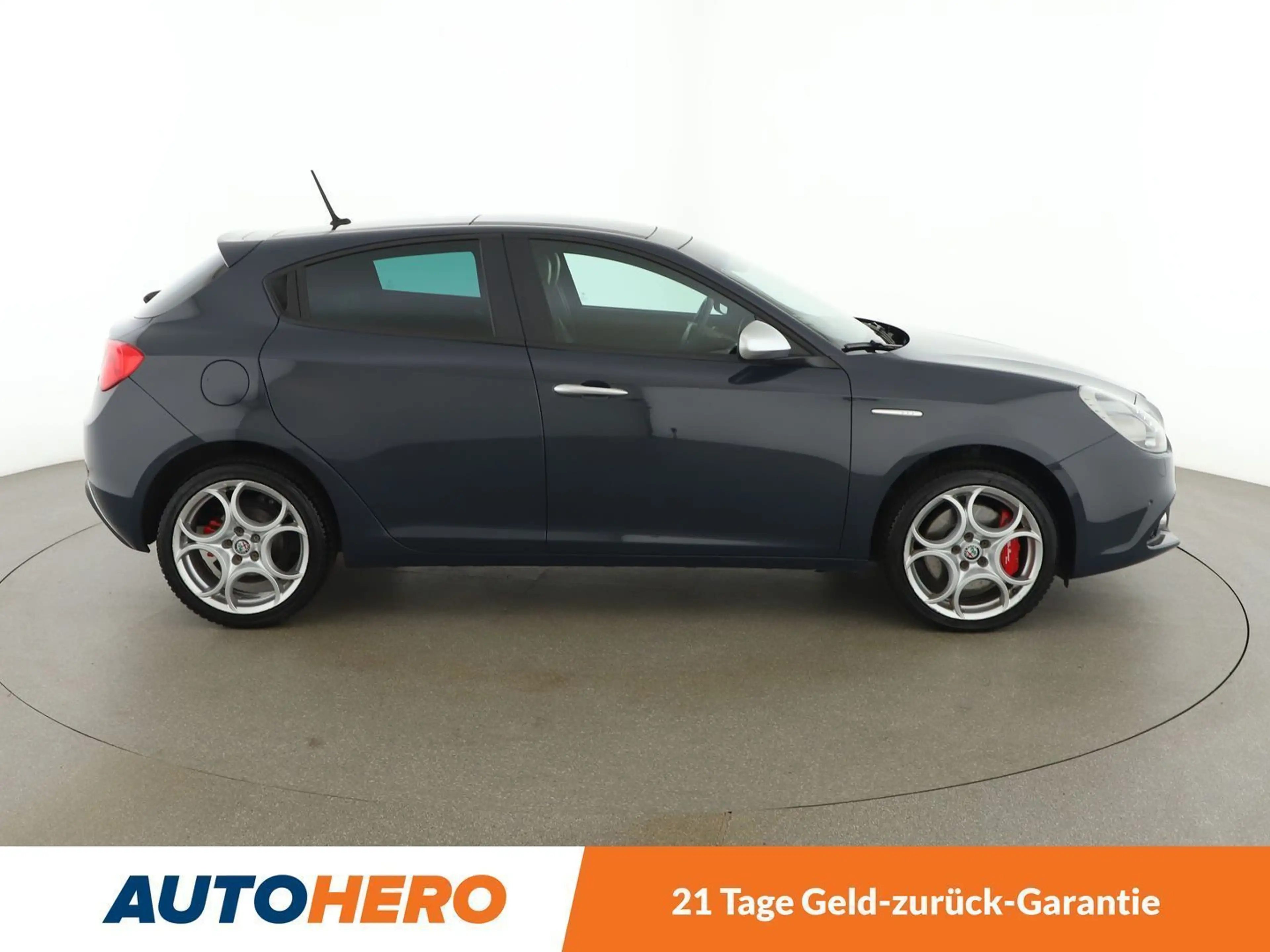 Alfa Romeo Giulietta 1.6 JTD Super Aut. *XENON*TEMPO*KLIMAAUT*SHZ* — photo 7