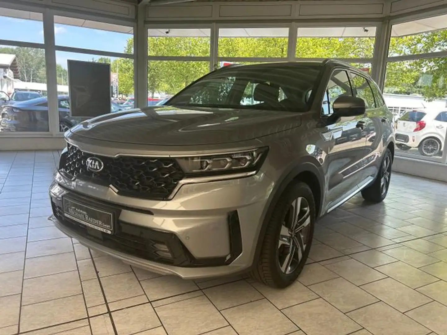 Kia Sorento 1.6 T-GDI Hybrid Aut. LED Navi Leder Gris - 2
