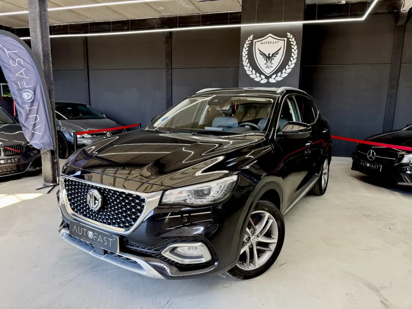 MG EHS 1.5 T-GDI Comfort Negro - 1