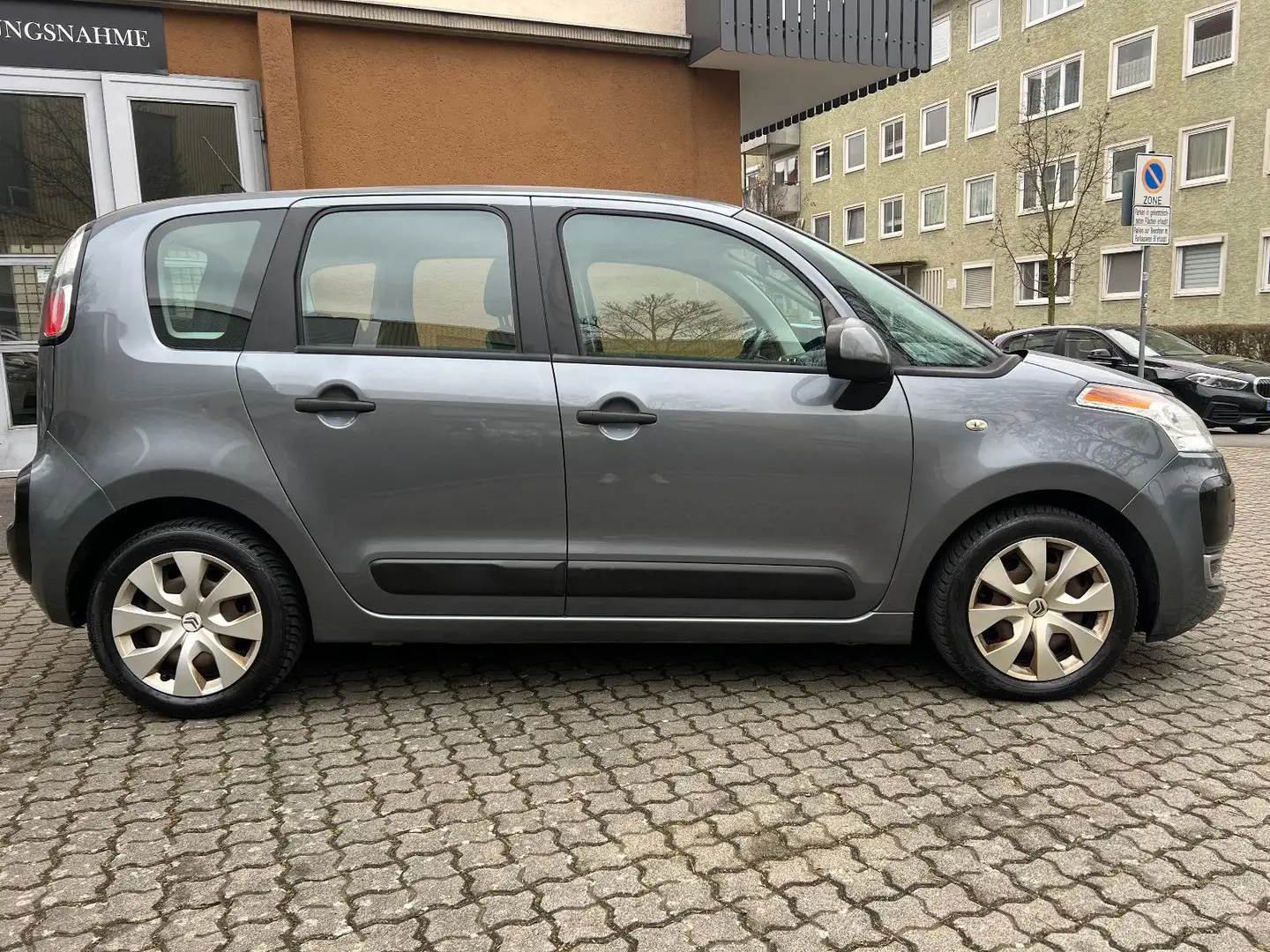 Citroen C3 Picasso Tendance,Shz,Klimaaut,TÜV&SERV NEU Gris - 2
