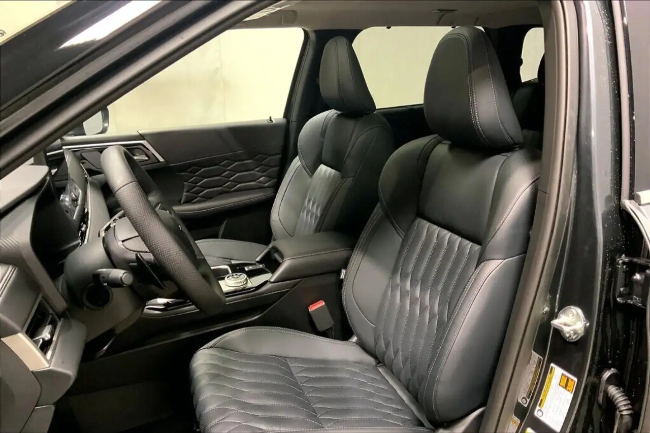Mitsubishi Outlander снимка Mitsubishi Outlander