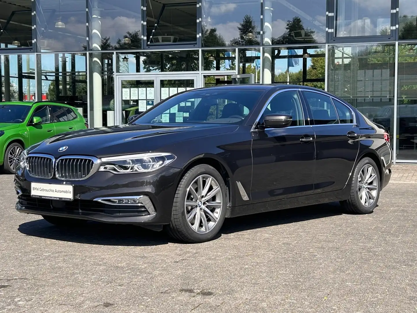 BMW 530 530 i xDrive Luxury Line / Head-Up Display / WLAN Barna - 1