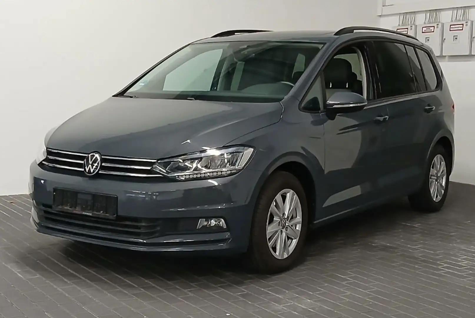 Volkswagen Touran 1,5 TSI LED+Kamera+Panorama+7-Sitzer+AHK Gris - 2