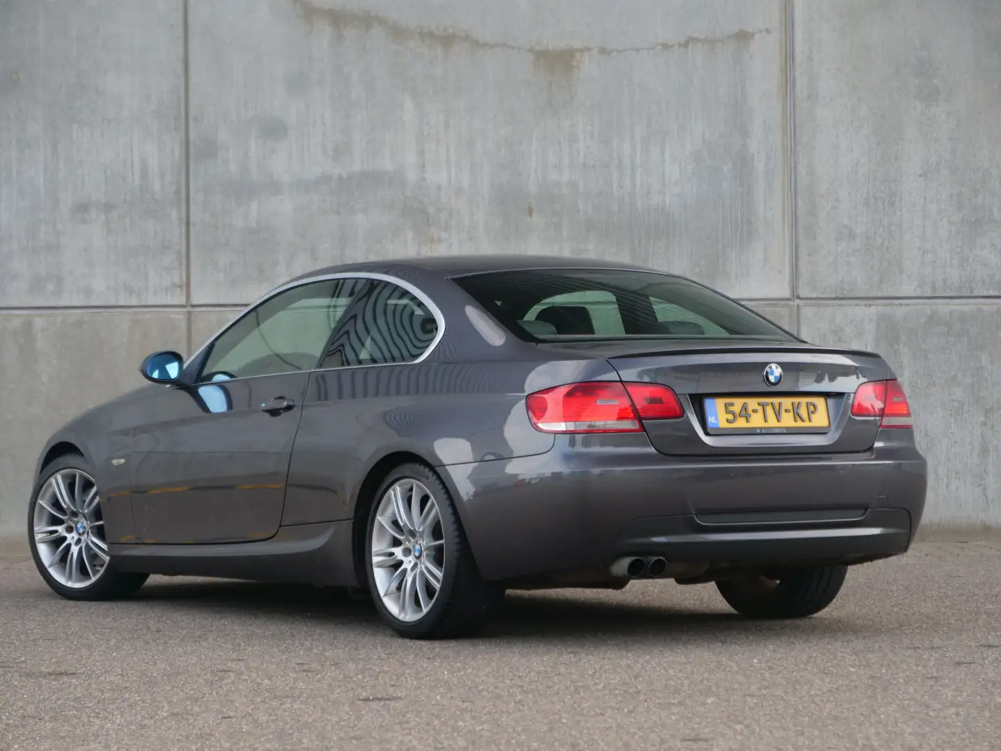 BMW 325 3-serie Coupé 325i High Executive Grijs - 2