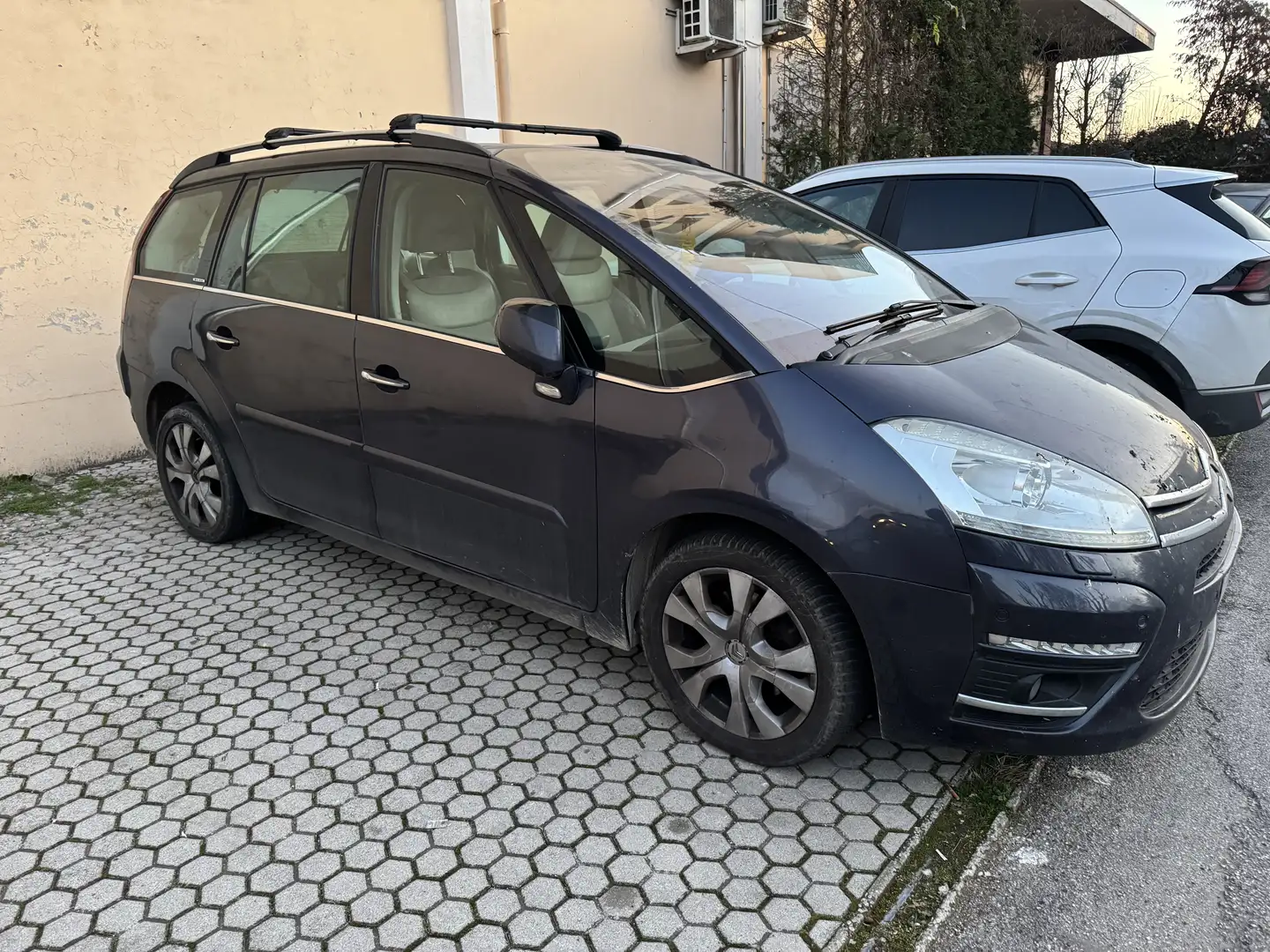 Citroen Grand C4 Picasso 2.0 hdi Exclusive 138 cv auto - 2