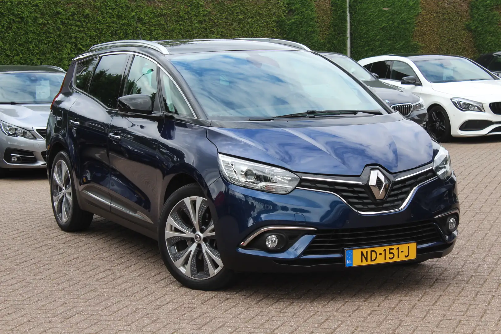 Renault Grand Scenic 1.2 TCe Intens 7p. / Trekhaak / Camera / Navigatie Blauw - 1