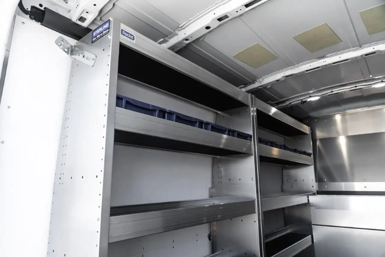 Ford Transit Cargo Van снимка Ford Transit Cargo Van