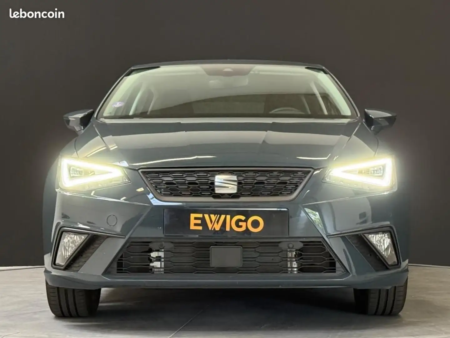 SEAT Ibiza 1.0L TSi 115CH DSG7 COPA (1ERE MAIN) Grau - 2