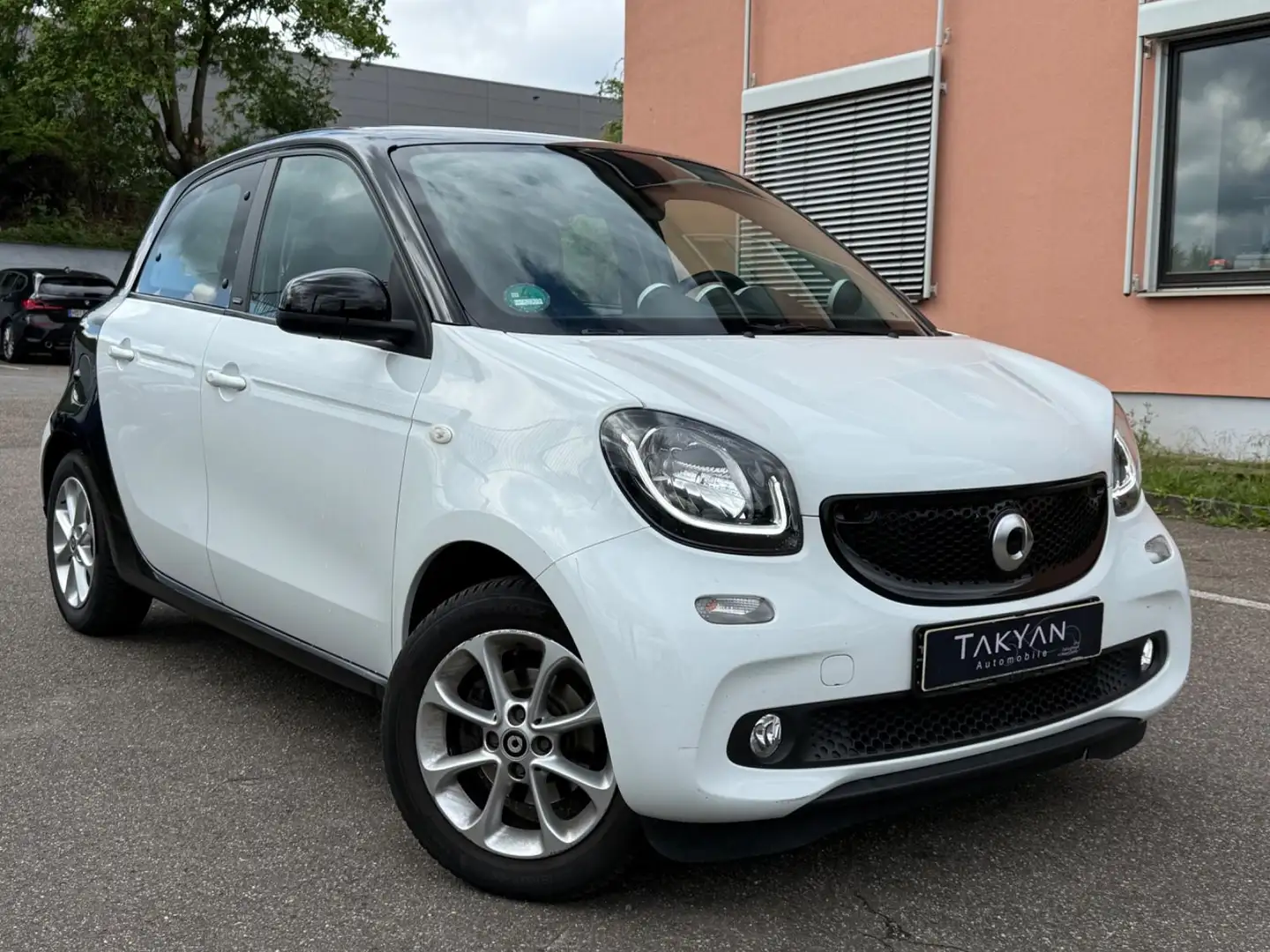 smart forFour forfour Basis/ 2.Hand / Klimaaut. / SHZ Fehér - 1