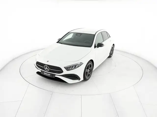Mercedes-Benz A 200 200 amg line premium auto
