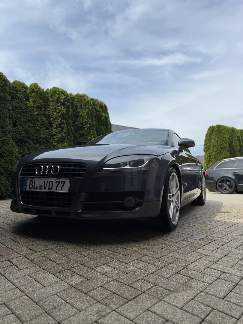 Audi TT Coupe 2.0 TFSI XENON*NAV*S-LINE*19ZOLL* Grau - 1