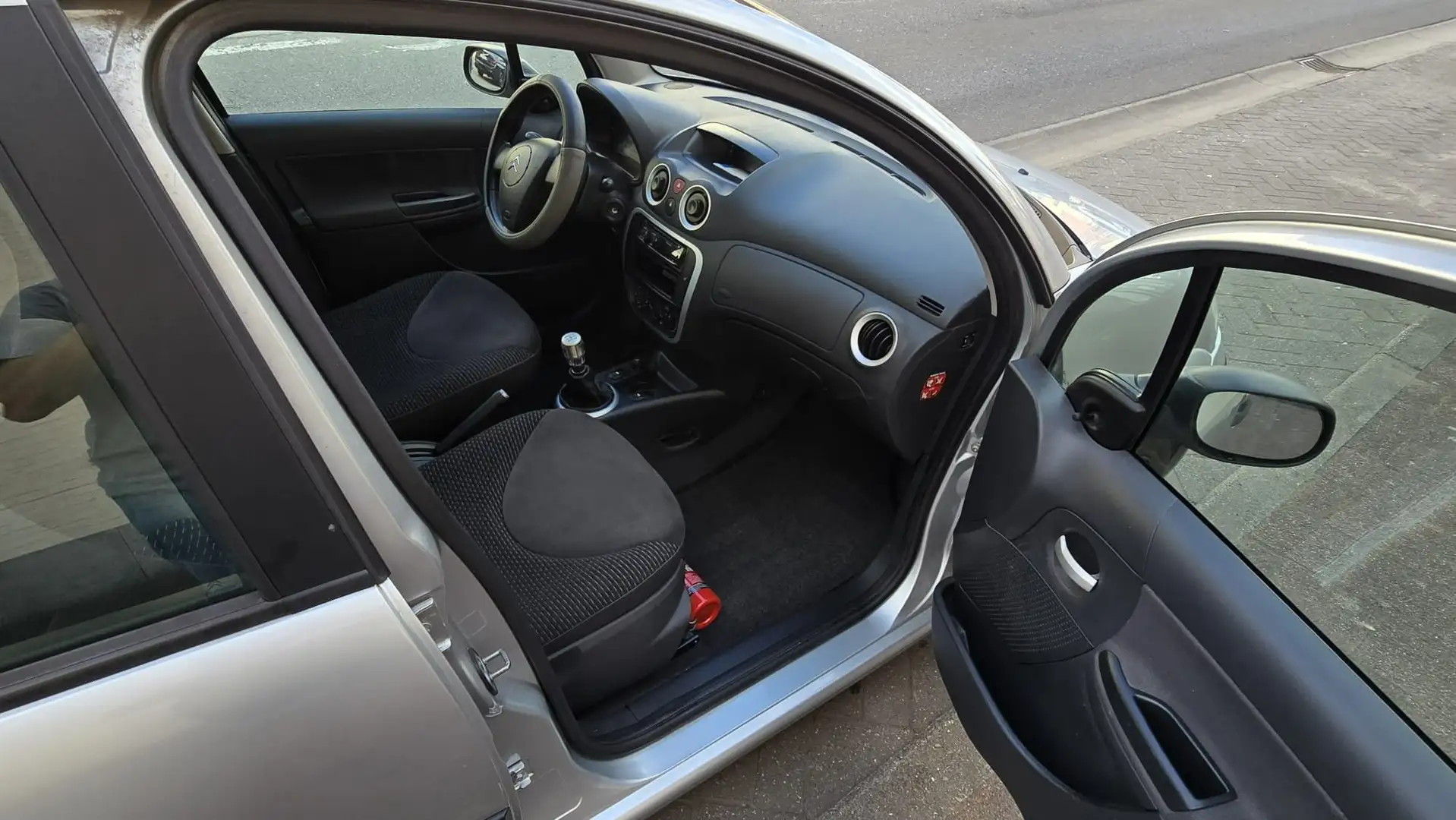 Citroen C3 1.4 SX Zilver - 2