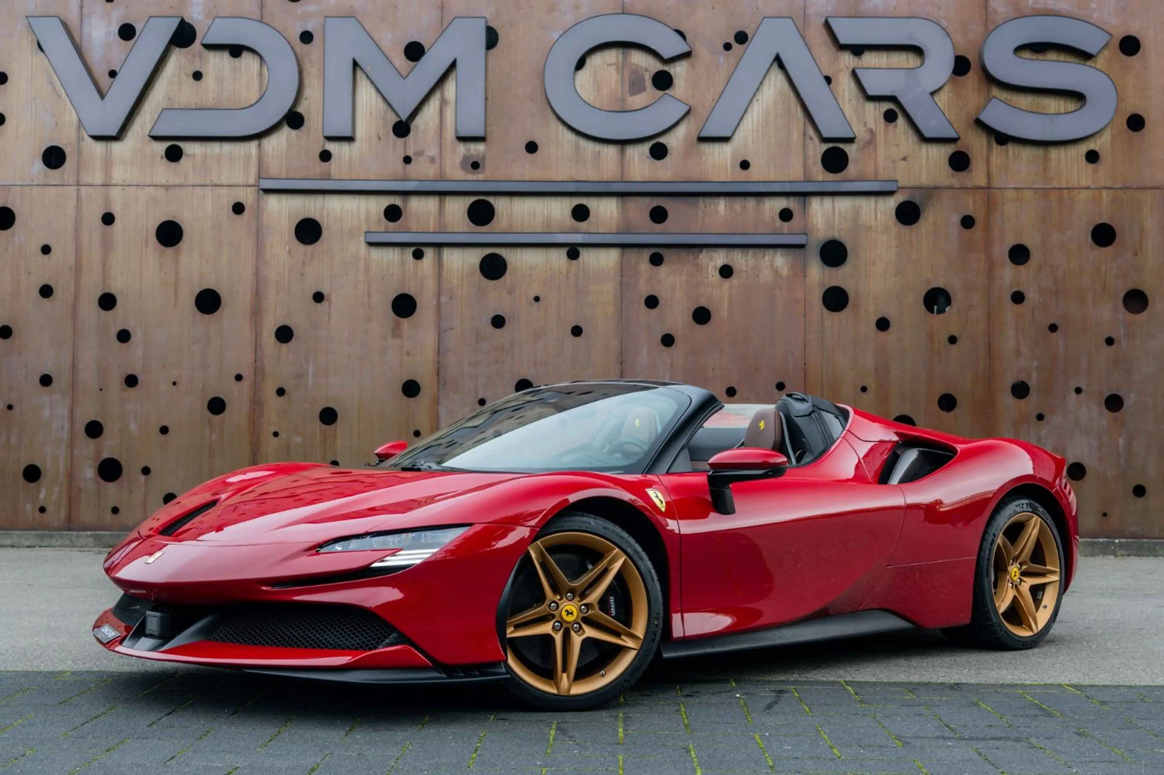 Ferrari SF90 Spider LIFT*CARPLAY*AFS*TWO-TONE*CARBON*