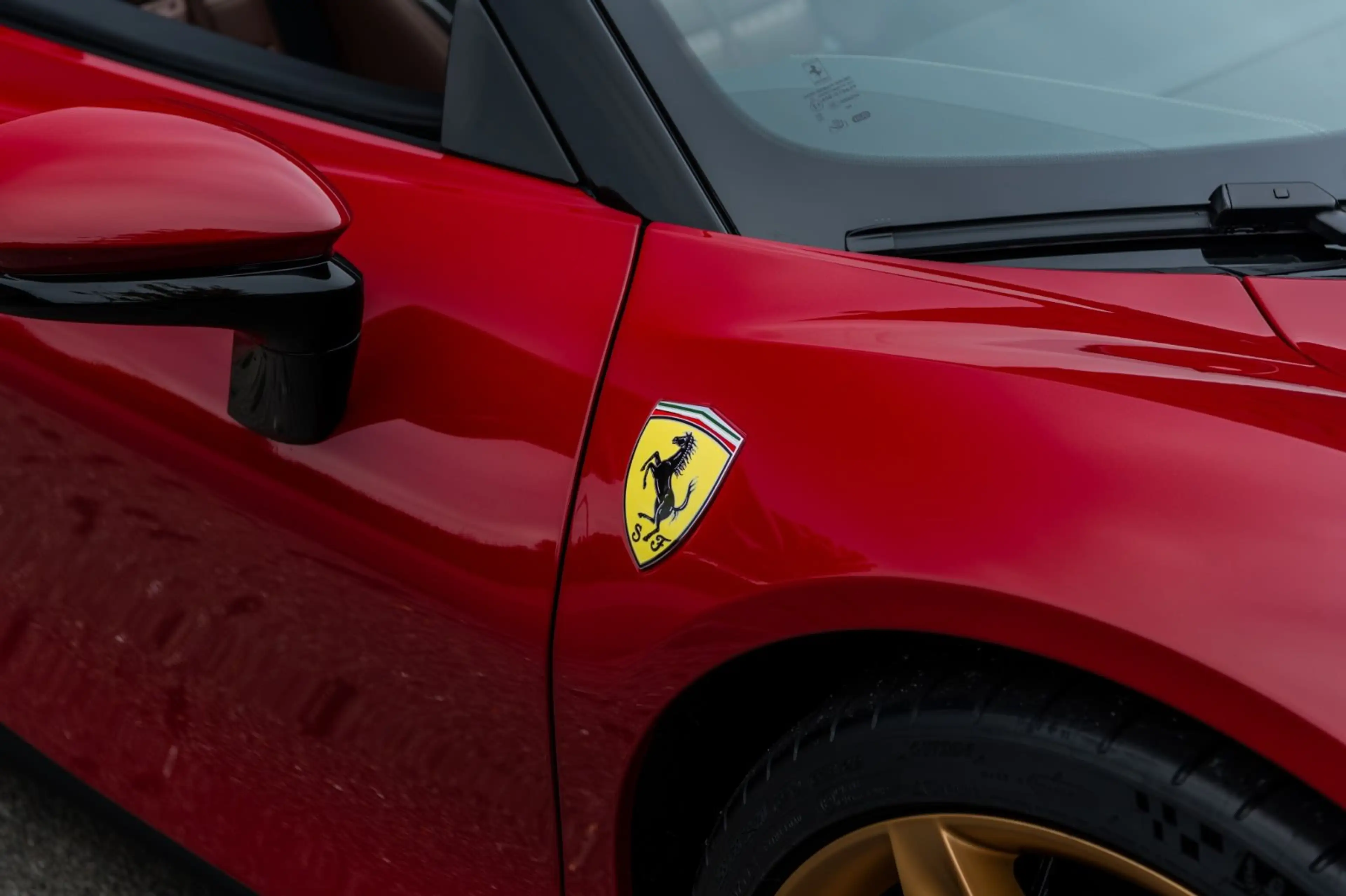 Ferrari SF90 Spider LIFT*CARPLAY*AFS*TWO-TONE*CARBON* — photo 10