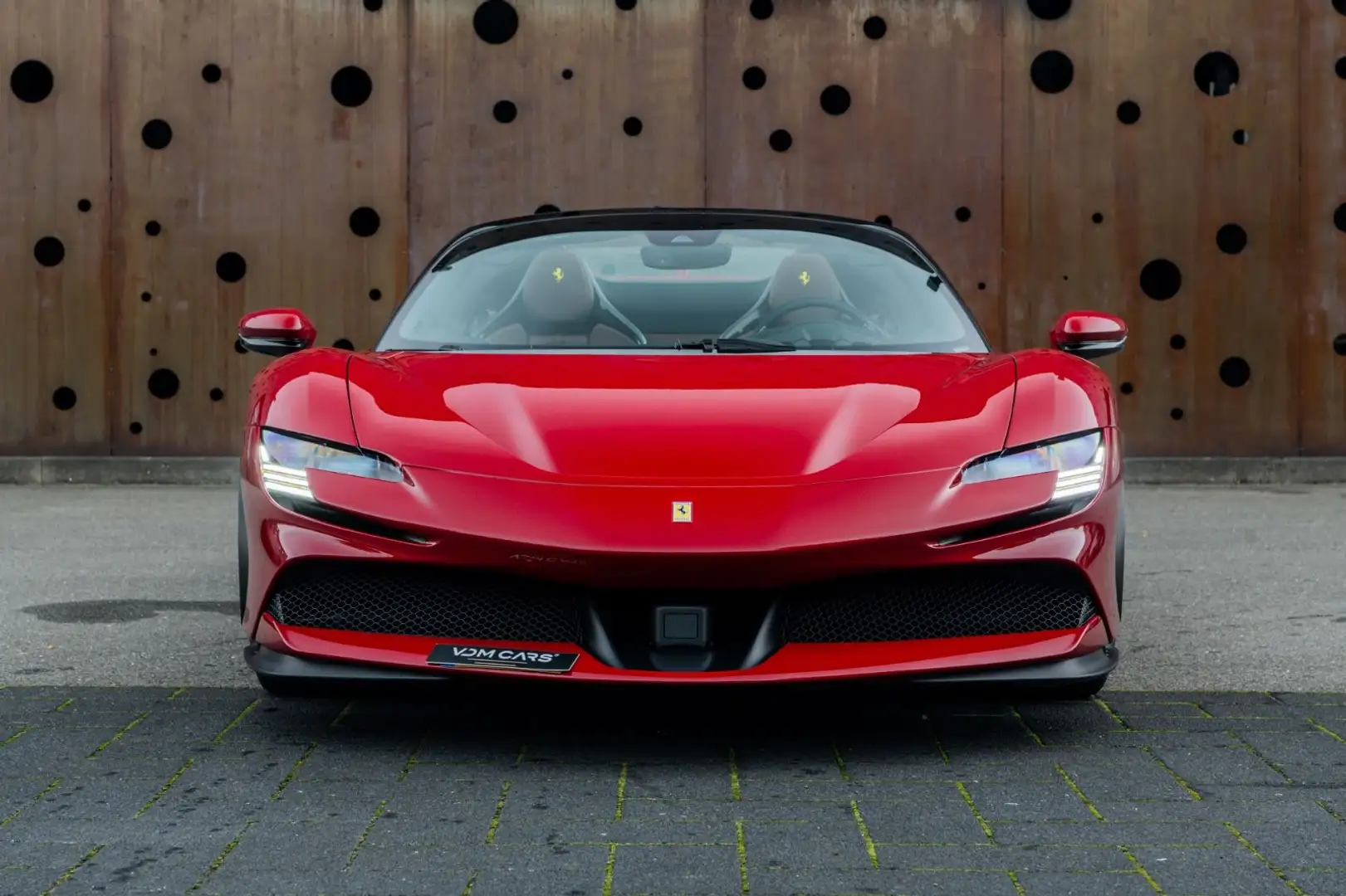 Ferrari SF90 Spider LIFT*CARPLAY*AFS*TWO-TONE*CARBON* Rot - 2