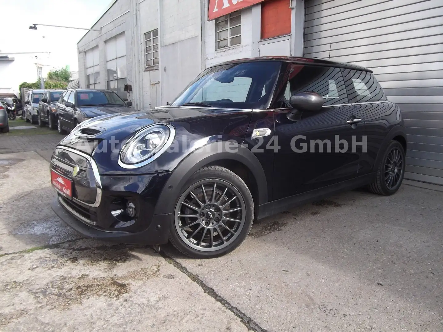 MINI Cooper SE Mini Cooper SE Trim XL Autom,Navi,Pano Schwarz - 1