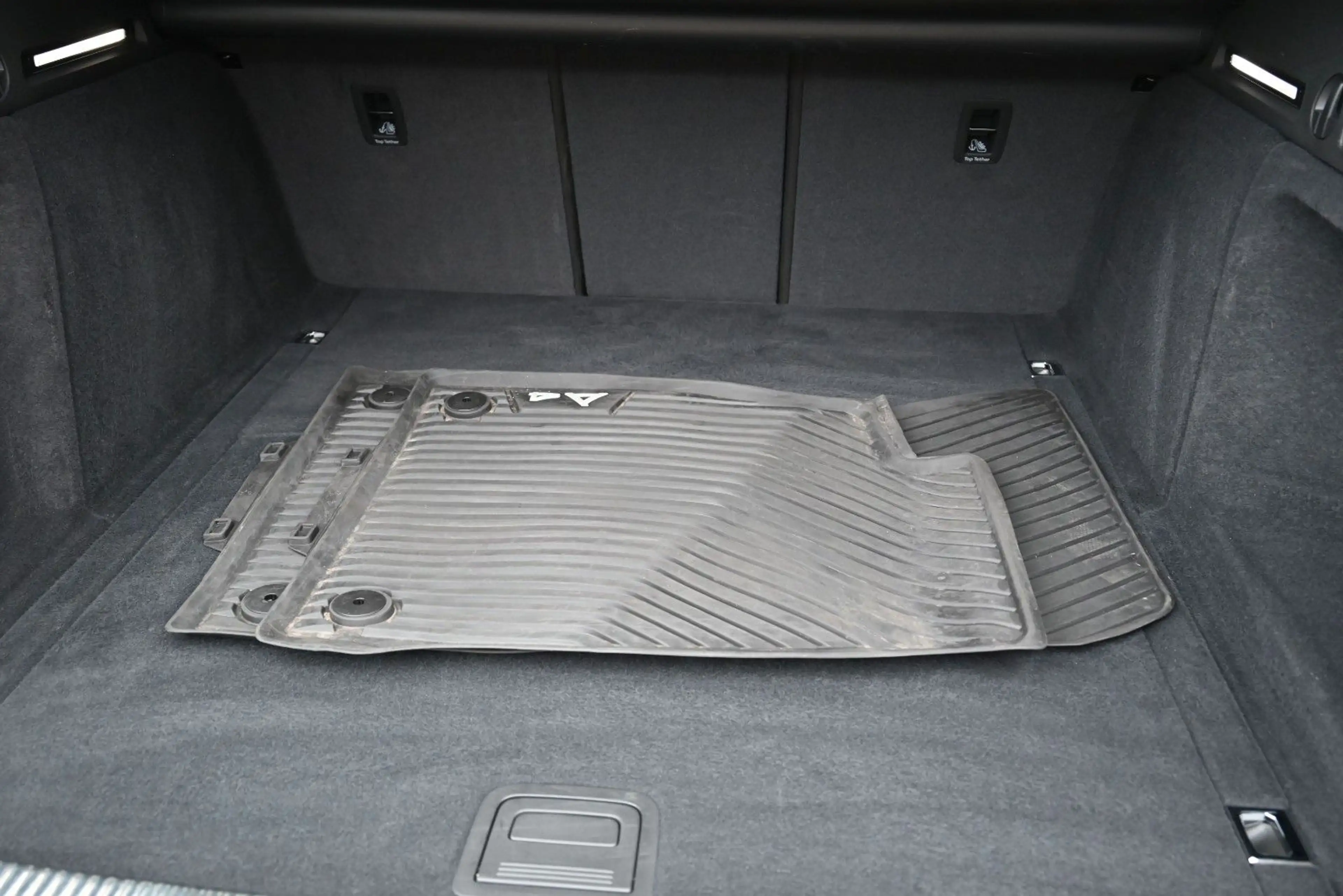 Audi A4 Avant 40 TDI advanced/Matrix/Sports./AHK — photo 14