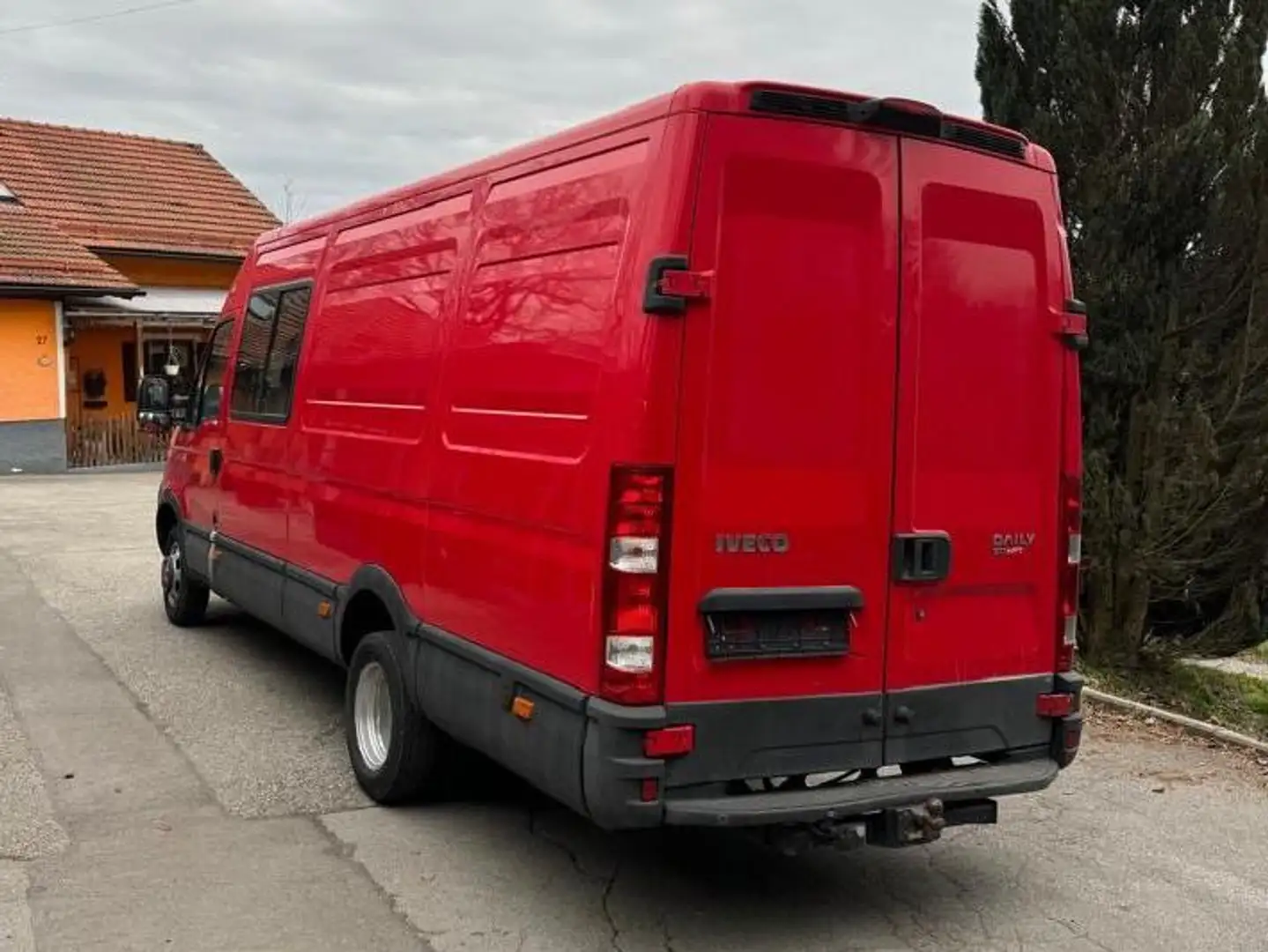 Iveco Daily 35 S 18 V DPF Red - 2