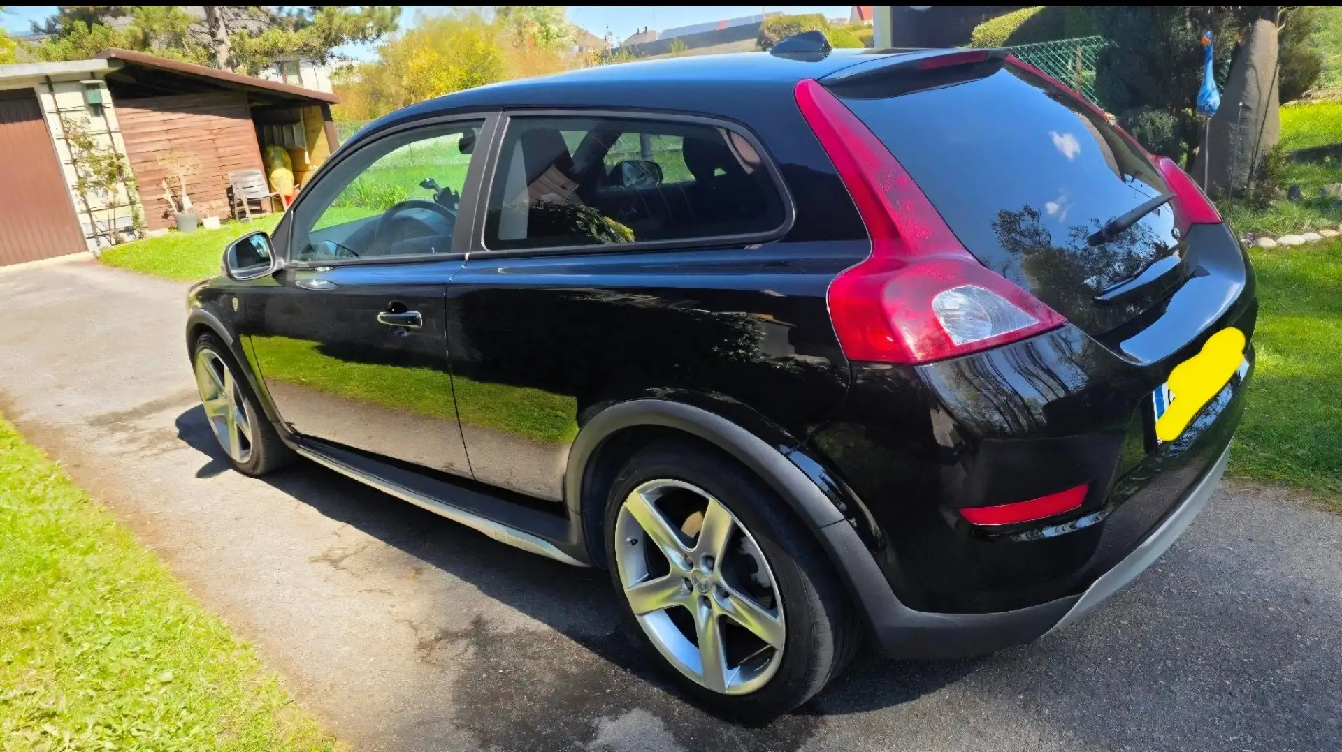 Volvo C30 1,6 Kinetic Schwarz - 2