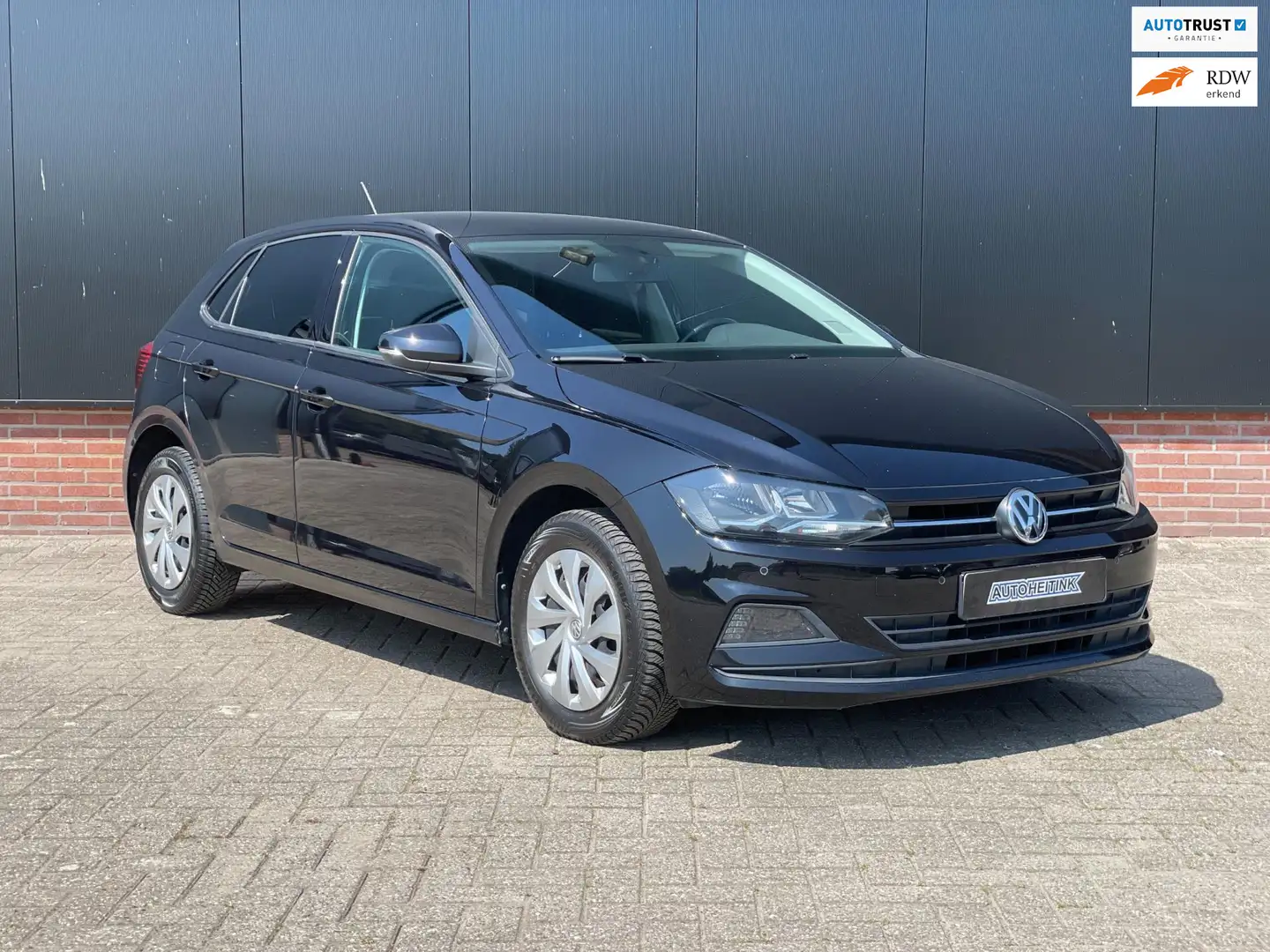 Volkswagen Polo 1.0 MPI Trendline - 1