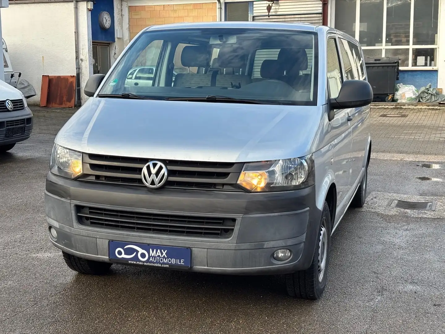 Volkswagen T5 Transporter Kombi lang 8 Sitzplätze 9664€ zzgl MwSt Argintiu - 2