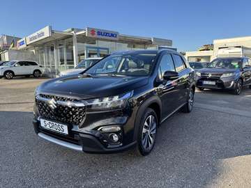 S-Cross Comfort+ 1,5 4x4,NAV,SHZ,RFK,PANO Klima