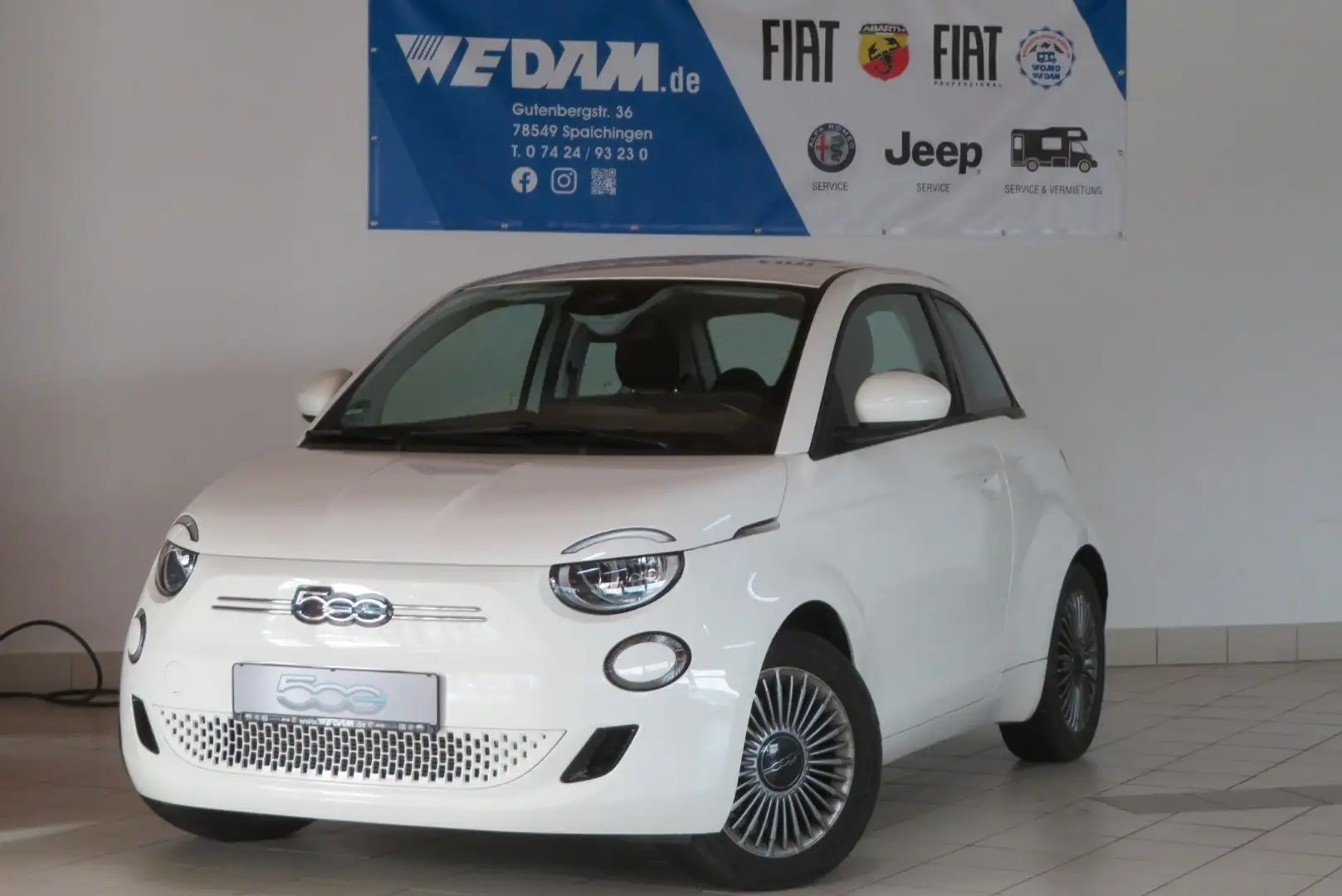 Fiat 500e 42kWh 118PS Weiß - 1