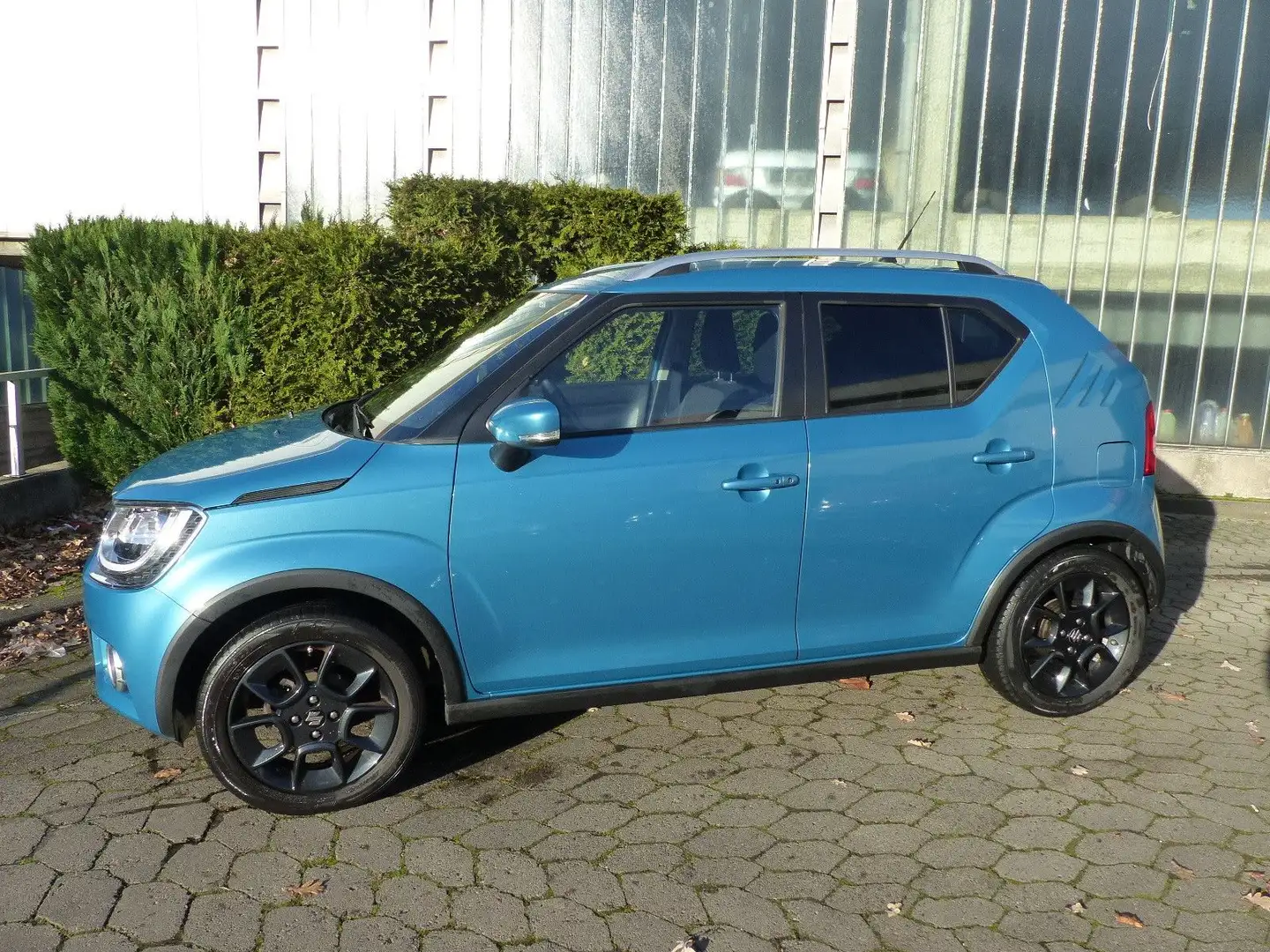 Suzuki Ignis 1,2 Comfort Automatik/Kamera/Navi/AHK/LED Blau - 2