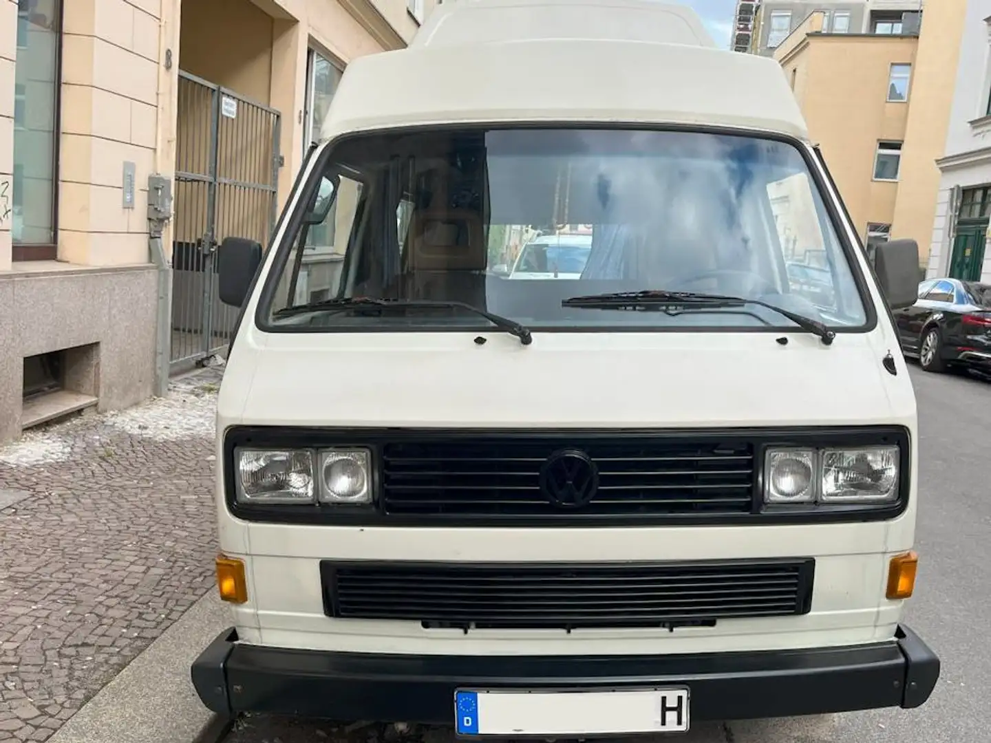 Volkswagen T3 Bulli Oldtimer voll ausgestattet und startklar Weiß - 2