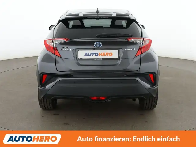 Toyota C-HR view 5