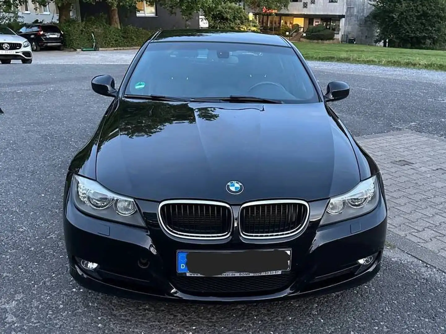 BMW 318 E90 Černá - 1