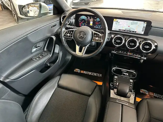 Mercedes-Benz Cla view 9