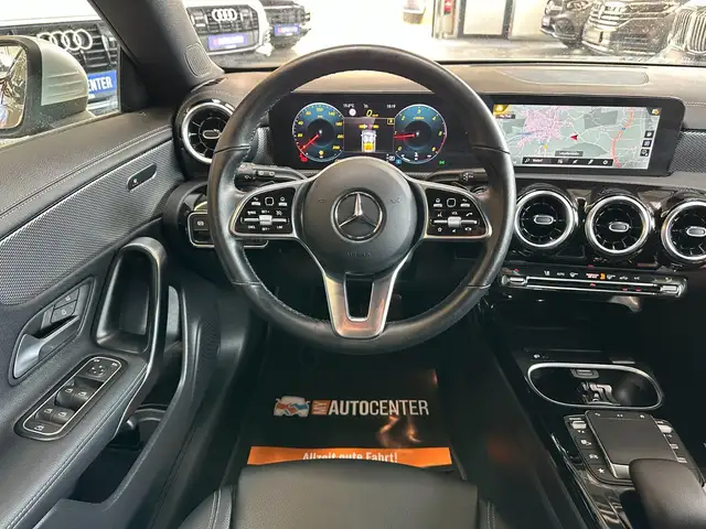 Mercedes-Benz Cla view 10