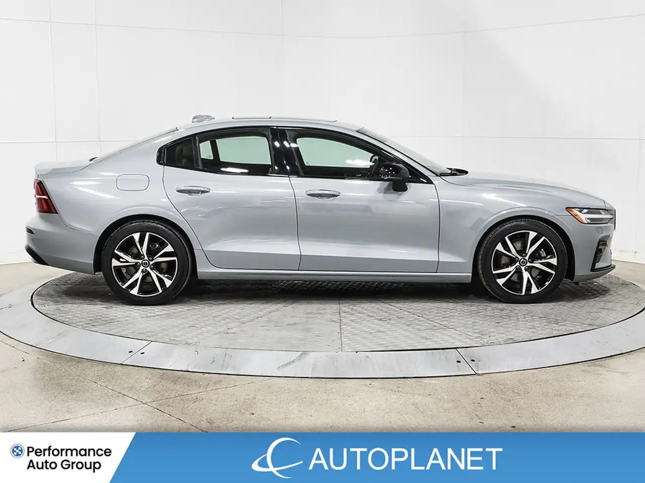 Volvo S60 снимка Volvo S60