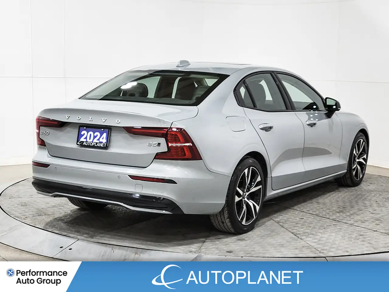 Volvo S60 снимка Volvo S60