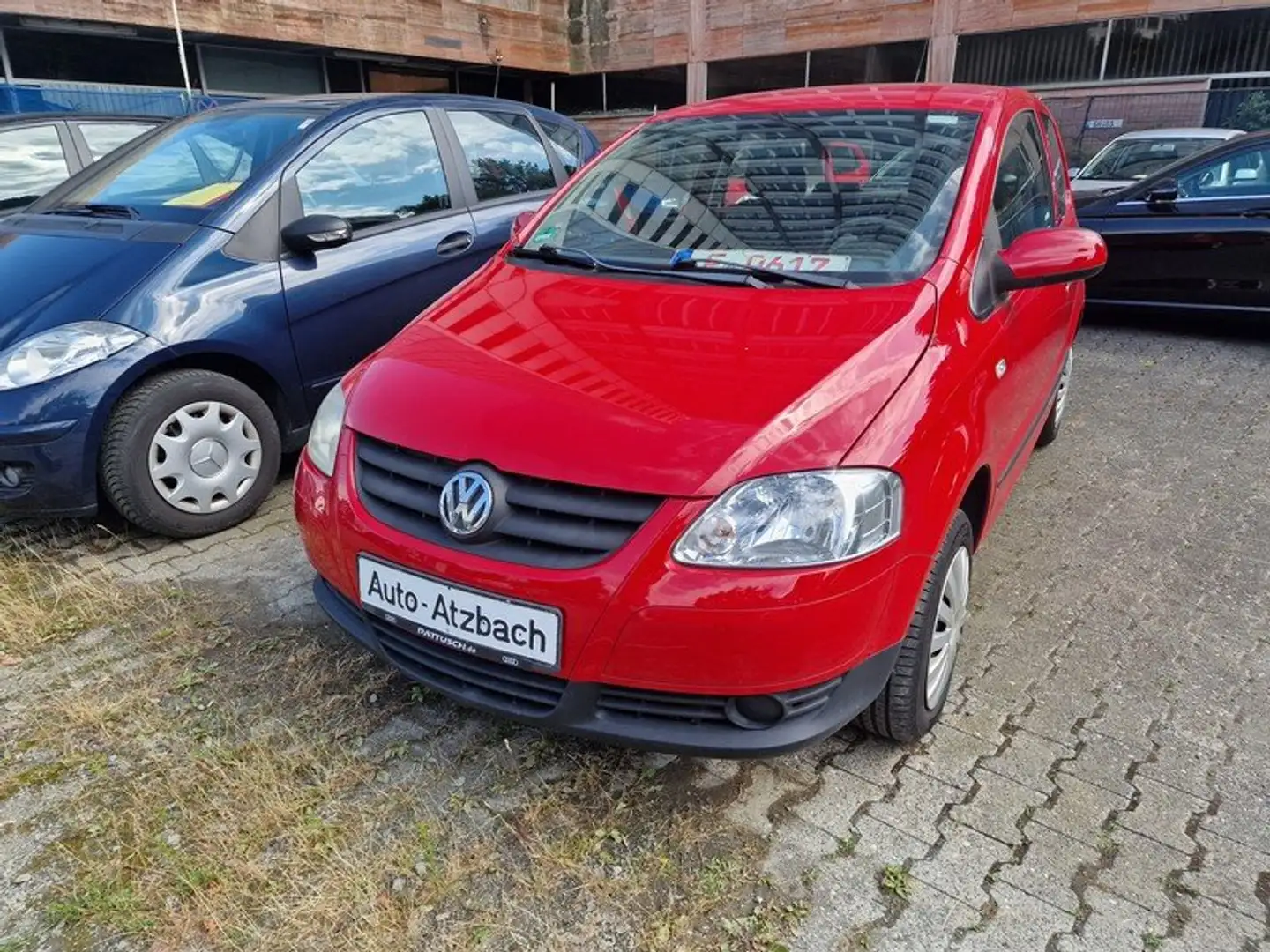 Volkswagen Fox 1.2i. 54PS. Klima Servo. ABS. ZV. EFH. Tüv NEU Roşu - 1