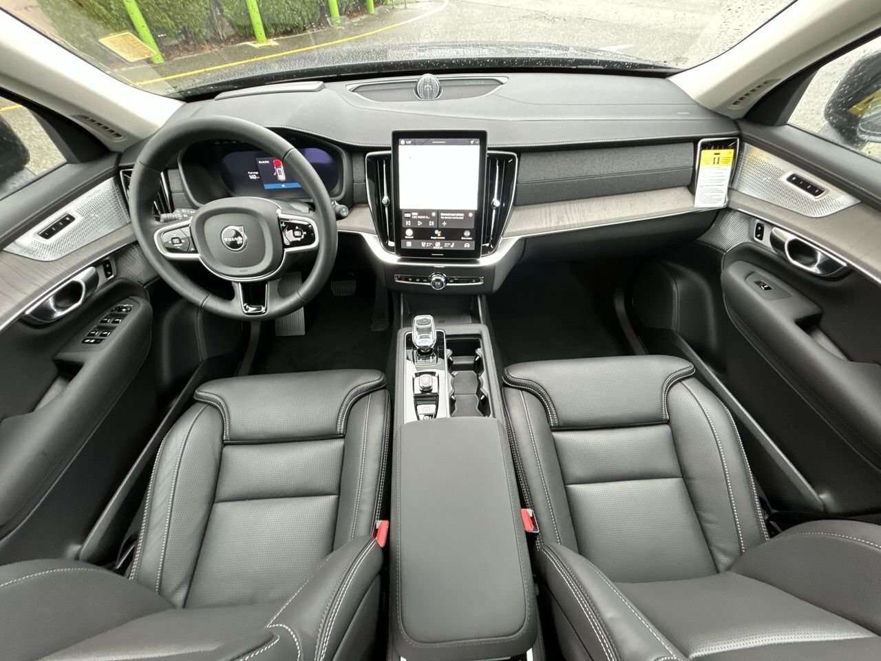 2026 Volvo XC90 Ultra 7-Seater (Dark Theme) Rear Camera Washer | A thumb 27