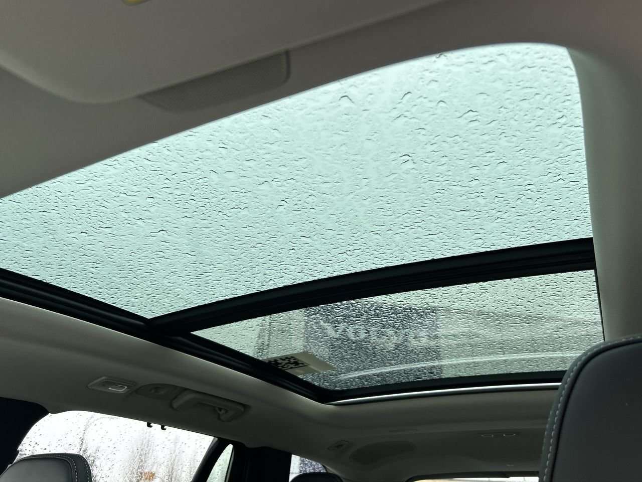 2026 Volvo XC90 Ultra 7-Seater (Dark Theme) Rear Camera Washer | A thumb 30