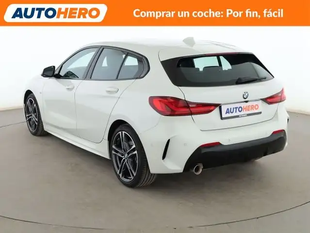 BMW 1 Series view 4