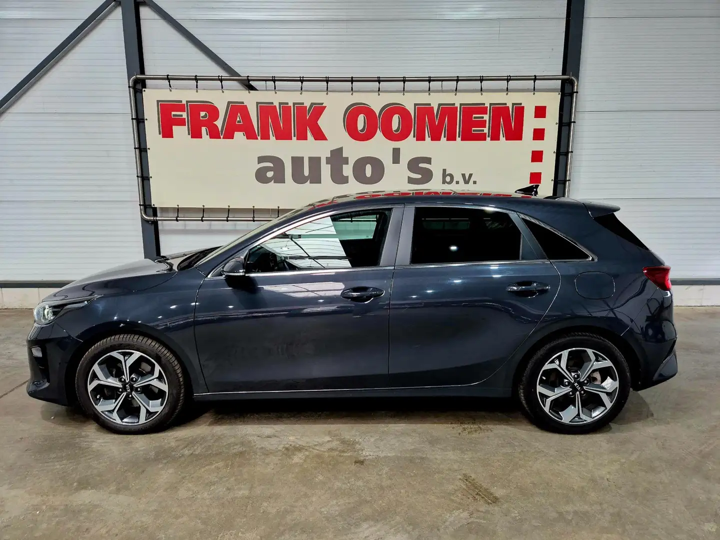 Kia Ceed / cee'd 1.0 T-GDi 120PK ExecutiveLine + Dealer OH|Panorama Grijs - 2