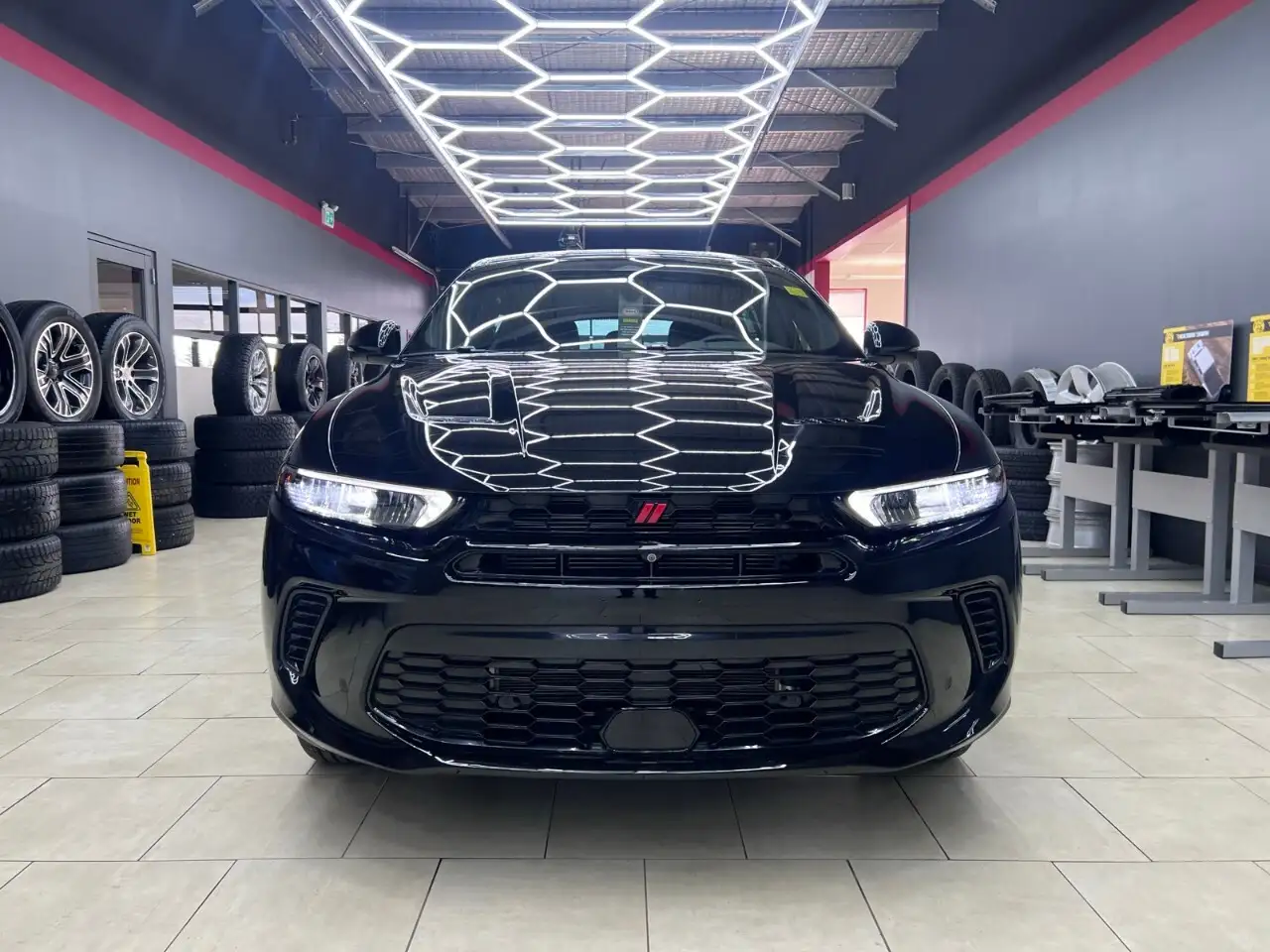 Dodge Hornet снимка Dodge Hornet